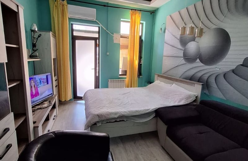 Rent of furnished 5-room apartments, 150 m², Faleza Nord, Constanța, Romania